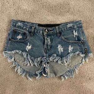 One Teaspoon Shorts 💙